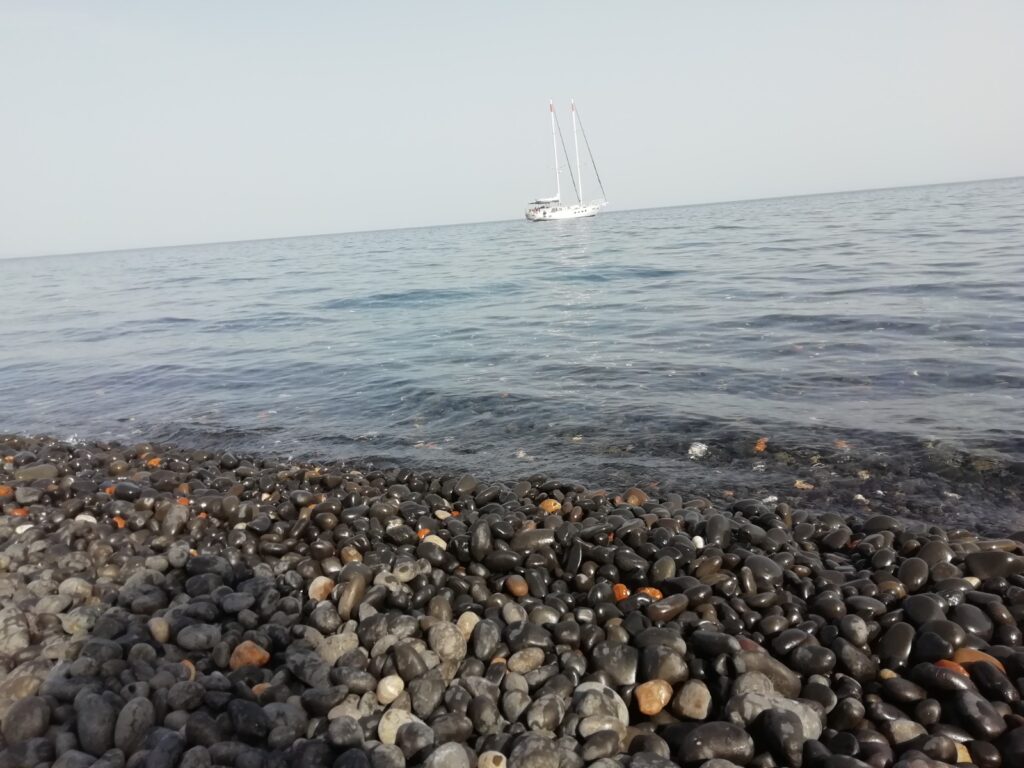 Mavro Volia Plajı